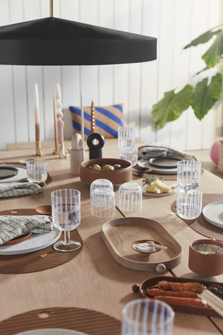 Unforgettable evenings with tableware.