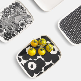 Unikko Rectangular Plate - Black